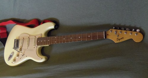 Fender squier stratocaster - fender,