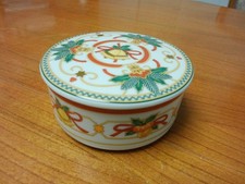 Deckeldose Bonboniere  Hutschenreuther Weihnachten Louvre  Porzellandose