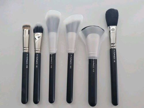 Mac cosmetics brush set - cosmetics,,