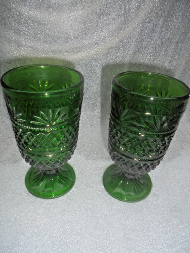Pressglas becher grün - pressglas,