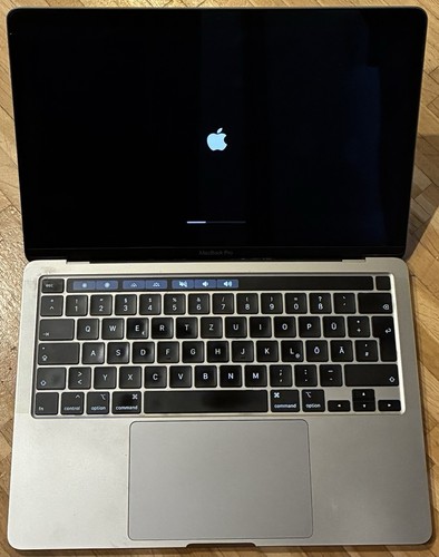 Apple macbook pro 2020 - 13", |