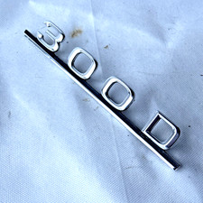 Mercedes 300D emblem lettering