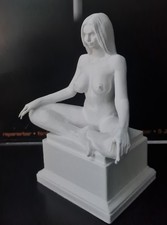 Nakt-Erotische  Frau-Figur