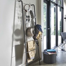 Yamazaki Kleiderständer Garderobenständer zum Anlehnen minimalistisch 45x160cm