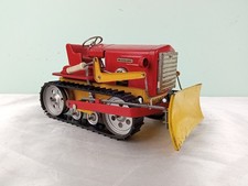 Sommavilla Raupen Schaufel