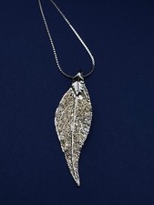 Anhänger mit 60 cm Kette 24