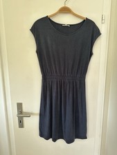 Kleid Von Armedangels, Zustand