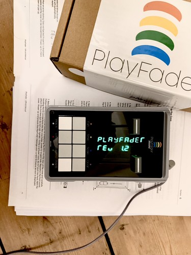 Play all day - playfader, mnml