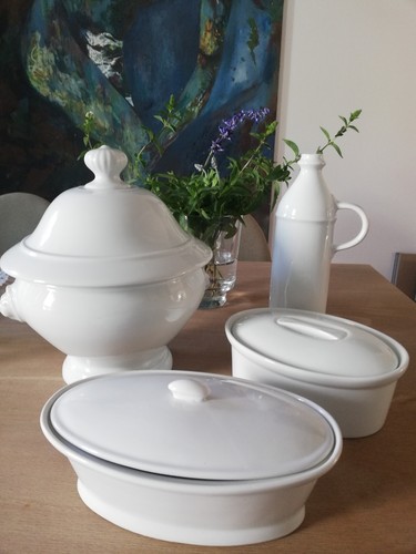 Weiße französische soupière - weiße,