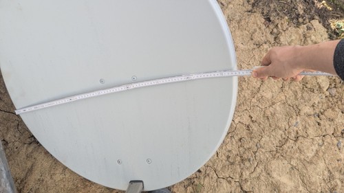 Satellitenschüssel nur - cm,