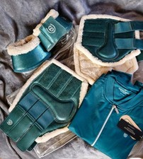 Equestrian Stockholm Pferd Reiter Set Gamaschen Hufglocken Jacke