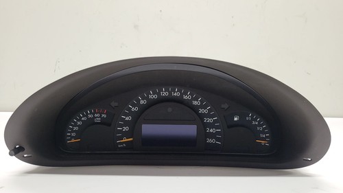 Mercedes benz w203 tacho - mercedes-benz,