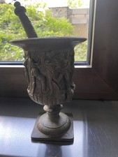 Dekorativer Renaissance Apotheken-Mörser mit Pistill Replikat