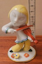 Ca. 9,5cm Porzellan Figur