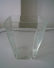 Glasvase -viereckig-