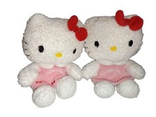 2x Plüschtier Kuscheltier Stofftier Hello Kitty Sanrio Schleife Sitzt ca 23 cm