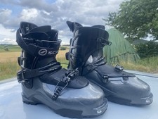 Scarpa Tourenskischuhe Army Modell Gr. Mondo 30–robust & leicht–ohne Innenschuhe