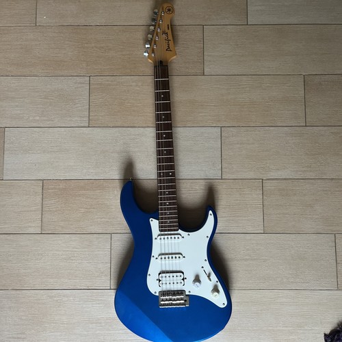 Gitarre blau yamaha - ,,