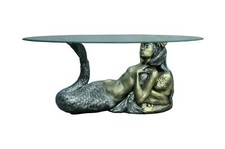 Ovaler Wohnzimmertisch