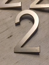 Vintage Aluminium Zahlen "2"