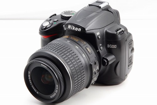 Nikon d5000 3mp - af-s, nikkor