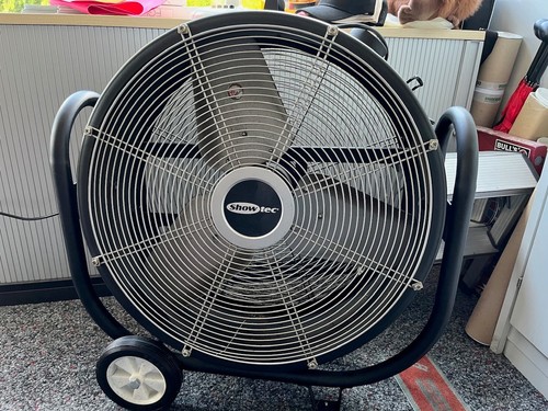 Showtec hvd axial touring - hvd-24,