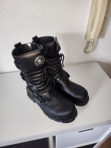 New rock boots - new,