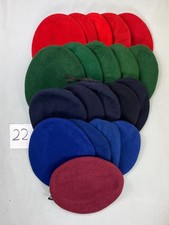 Konvolut Bundeswehr Baretts 20