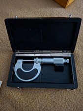 Mitutoyo Digitaler Mikrometer 0-25mm (293-522-30) Carl Mahr Esslingen Messfabrik