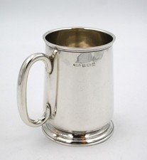 Krug  /  Becher  *  925