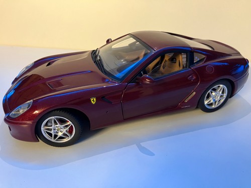 Ferrari hotwheels 599 - ferrari,