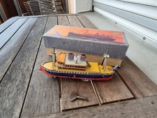 altes Blechspielzeug, Schiff Dampfer Nr. 997 in OVP, mit Schlüssel, tin toy ship