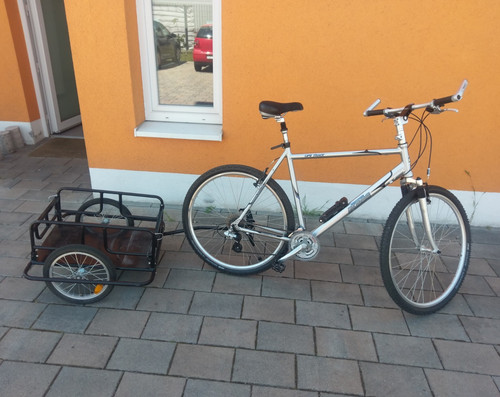 Cross trekking bike - /,