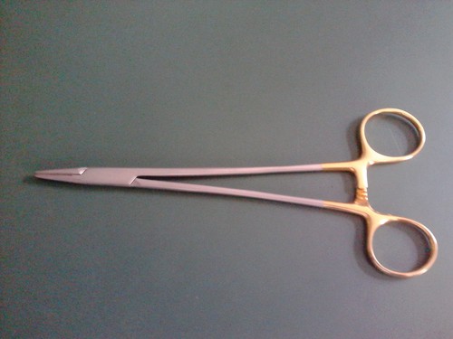 Feiner nadelhalter nach - nadelhalter,