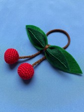 Kirschen Haargummi gehäkelt handgemacht  100% Handmade Filz crochet Beeren