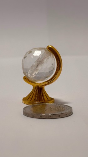 Miniatur-Weltkugel-Figur