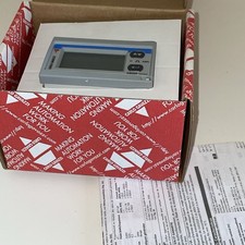 Carlo Gavazzi 3 Phasen LCD