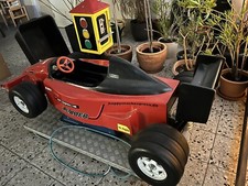 Kinderauto „Ferrari“ mit Schaukeltechnik