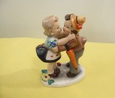 KÜSSENDES PAAR  aus