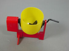 KAPSEL: Betonmischmaschine rot