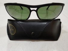 1980's VINTAGE RAY-BAN B&L