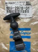 Atlas Copco Kompressoren Halterung Seitenklappe