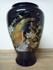 Schöne Boden Vase, Kommode