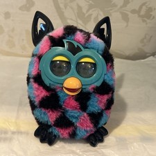 Hasbro Furby Boom blau pink