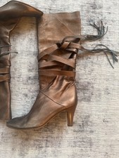 Haute Couture Lederstiefel von