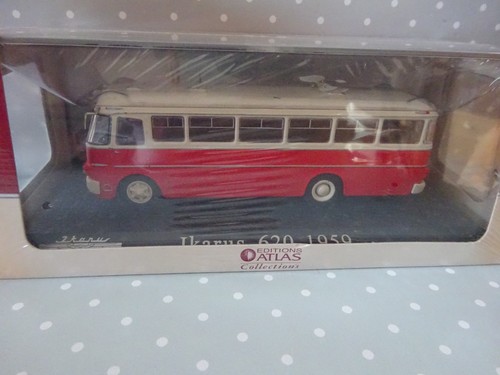 Ikarus 620 1959 rot bus - 620,