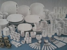 Geschirr für 6 Personen, umfangreich mit 125 Teilen, weiss mit dezentem Muster