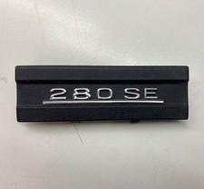 Mercedes W108 Spät W116 280SE 280SE Schriftzug Radioschacht Blende Abdeckung