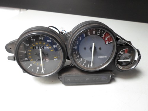 Yamaha yzf600 2000 - yamaha, tacho