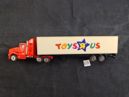 Werbetrucks toys r - werbetrucks,
